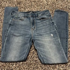Hollister High-Rise Super Skinny Jeans